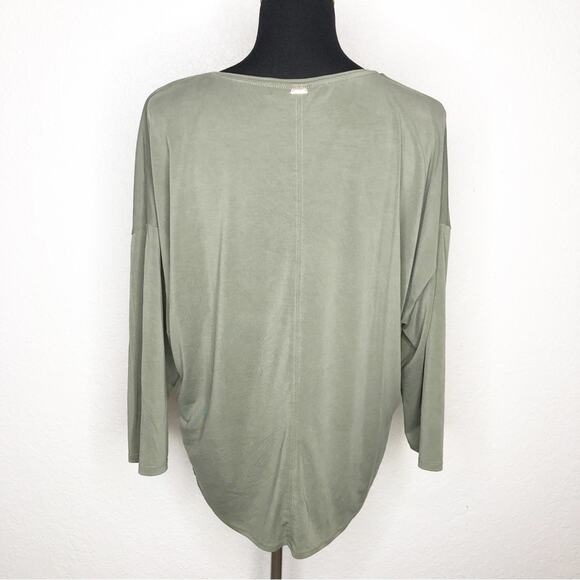 WHBM army olive green v neck top size Extra Large XL - Picture 11 of 11